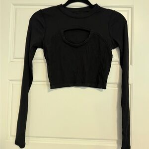 Lululemon Keyhole Long Sleeve Top size 4